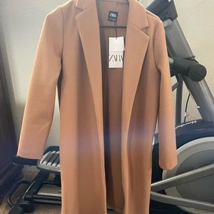 NWT Zara lapel coat. 🔥FIRM🔥